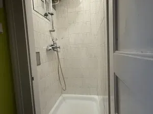 Pronájem bytu 2+kk, Praha - Nusle, Svatoslavova, 43 m2