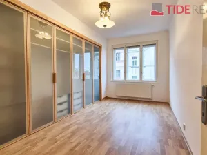 Pronájem bytu 3+kk, Praha, Na Březince, 90 m2