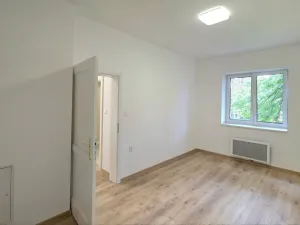 Prodej činžovního domu, Ostrava - Přívoz, Žofie Podlipské, 1371 m2