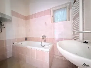 Prodej rodinného domu, Drysice, 349 m2