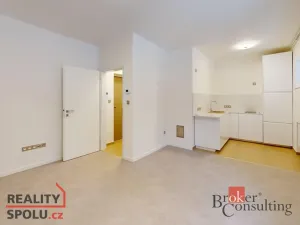 Prodej bytu 2+kk, Žacléř, Rýchorské náměstí, 50 m2