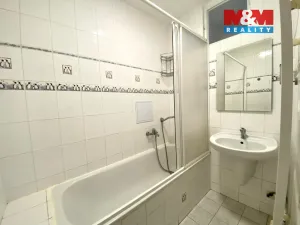 Pronájem bytu 2+1, Sokolov, Slezská, 61 m2