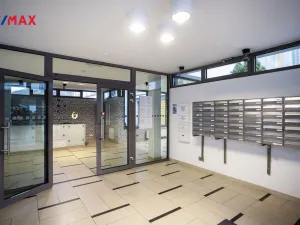 Prodej bytu 2+kk, Karlovy Vary, Libušina, 51 m2