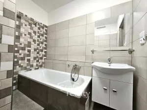 Pronájem bytu 1+1, Bruntál, Družební, 35 m2