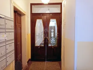 Prodej bytu 2+1, Praha - Bubeneč, Korunovační, 51 m2