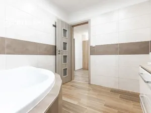 Pronájem bytu 3+kk, Teplice, Trnovanská, 71 m2