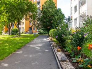 Pronájem bytu 2+1, Praha - Černý Most, Cíglerova, 60 m2