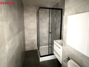 Pronájem bytu 2+1, Karlovy Vary, Západní, 54 m2