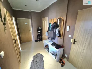 Prodej bytu 4+kk, Aš, Hlavní, 88 m2