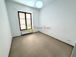 Pronájem bytu 1+kk, Strakonice - Strakonice I, Velké náměstí, 21 m2