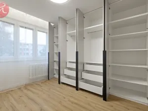Prodej bytu 3+kk, Ostrava, Kischova, 58 m2