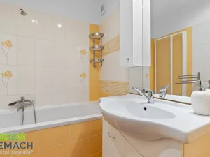 Prodej bytu 3+1, Uherské Hradiště, Bedřicha Buchlovana, 75 m2