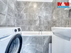 Prodej bytu 3+1, Mariánské Lázně - Úšovice, Hroznatova, 64 m2