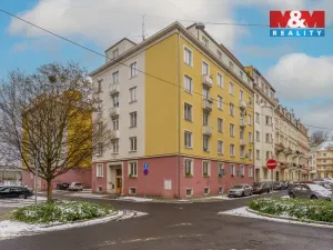 Prodej bytu 2+1, Karlovy Vary, K. Čapka, 55 m2
