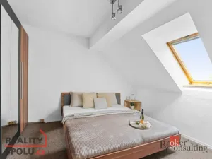 Prodej bytu 3+1, Dvůr Králové nad Labem, Klazarova, 100 m2