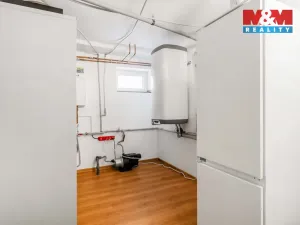 Prodej rodinného domu, Brniště, 190 m2