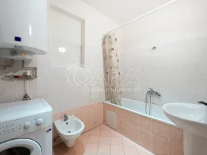 Pronájem bytu 2+kk, Praha - Karlín, Sokolovská, 62 m2