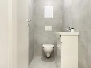 Prodej bytu 3+1, Praha, Žitavského, 66 m2