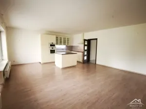 Pronájem bytu 3+1, Jihlava, Demlova, 100 m2