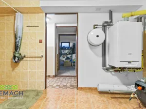 Prodej rodinného domu, Hronov, Karoliny Světlé, 250 m2