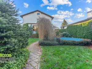 Prodej rodinného domu, Hronov, Karoliny Světlé, 250 m2