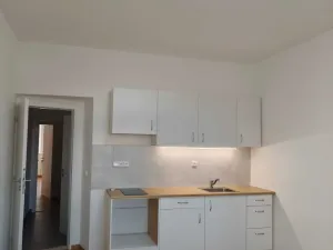 Pronájem bytu 4+kk, Pardubice, U Husova sboru, 94 m2