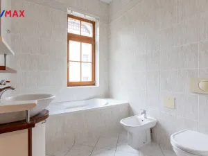 Prodej bytu 3+kk, Karlovy Vary, Krále Jiřího, 120 m2