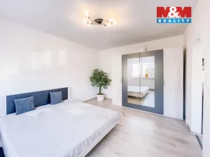 Prodej bytu 1+1, Cheb, Do Zátiší, 36 m2