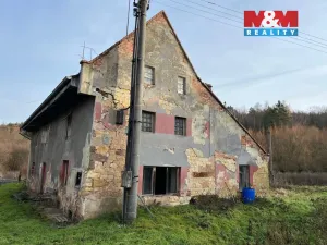 Prodej zemědělské usedlosti, Pnětluky, 181 m2