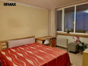 Prodej bytu 2+1, Karlovy Vary - Drahovice, Gagarinova, 56 m2