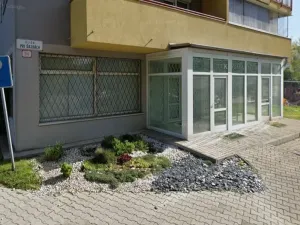 Pronájem obchodního prostoru, Bratislava, Slovenská republika, Pri Šajbách 9335/34, 102 m2
