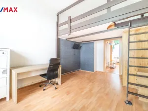 Prodej bytu 1+1, Praha, Vlkova, 34 m2