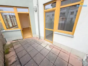 Pronájem bytu 2+kk, Praha - Košíře, Naskové, 65 m2