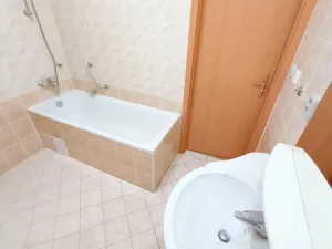 Pronájem bytu 2+kk, Praha - Košíře, Naskové, 65 m2
