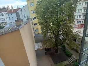 Pronájem bytu 2+kk, Praha - Holešovice, Letohradská, 48 m2