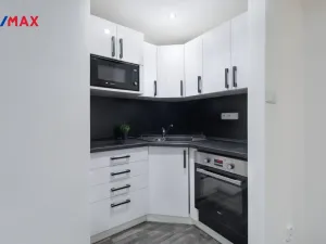 Prodej bytu 1+1, Meziboří, Hornická, 34 m2