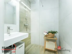 Pronájem bytu 2+kk, Praha - Krč, Za Zelenou liškou, 52 m2