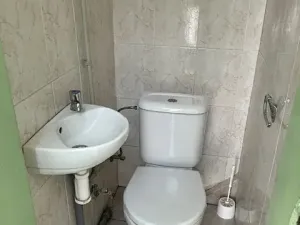 Pronájem kanceláře, Praha - Holešovice, Kamenická, 49 m2