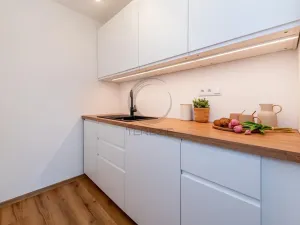 Prodej bytu 2+kk, Praha - Kobylisy, Čimická, 43 m2