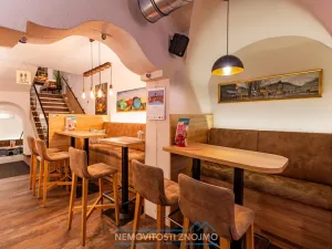 Prodej restaurace, Retz, Znaimerstraße, 200 m2