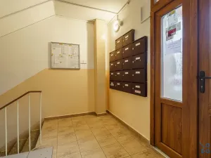 Prodej bytu 3+1, Karlovy Vary, Krušnohorská, 64 m2