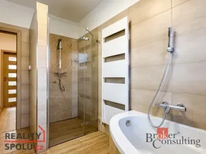 Pronájem rodinného domu, Přelouč, Škroupova, 114 m2