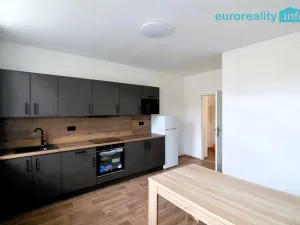 Pronájem bytu 2+kk, Česká Lípa, Svojsíkova stezka, 62 m2