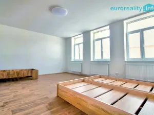 Pronájem bytu 2+kk, Česká Lípa, Svojsíkova stezka, 62 m2