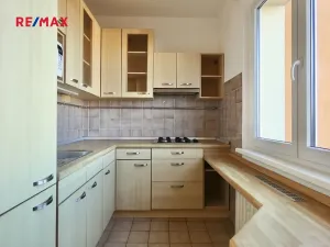 Pronájem bytu 2+1, Praha - Malešice, Káranská, 53 m2