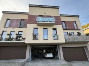 Prodej bytu 4+kk, Praha - Radotín, Na Krupičárně, 96 m2