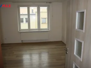 Pronájem bytu 2+1, Strakonice - Strakonice II, Komenského, 60 m2