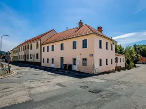 Pronájem bytu 2+1, Kaplice, Dlouhá, 48 m2