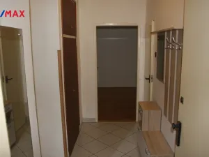 Pronájem bytu 3+1, Praha - Břevnov, Bělohorská, 72 m2