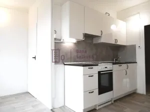 Pronájem bytu 3+1, Jindřichův Hradec, sídliště U Nádraží, 87 m2